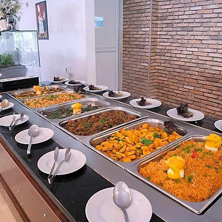 Hotel Grand Derin