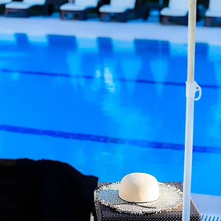 Grand Derin Hotel 4*