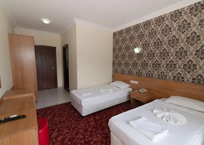Grand Derin Hotel